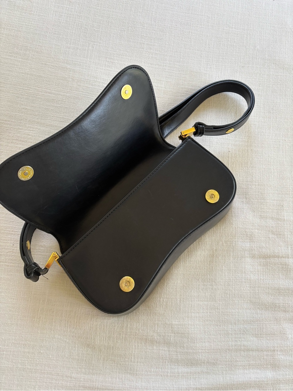 JW PEI Black Joy Shoulder Bag - Picture 3 of 4